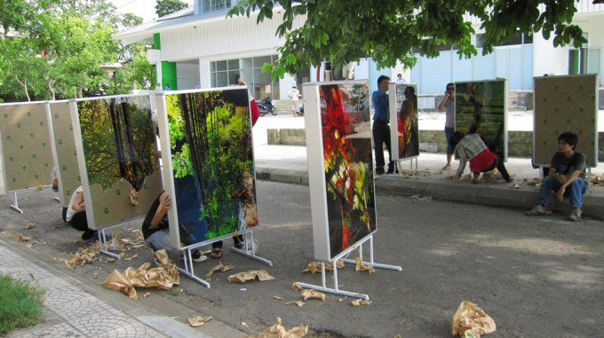 Nặng bồng nhẹ tếch (HUẾ 2010)