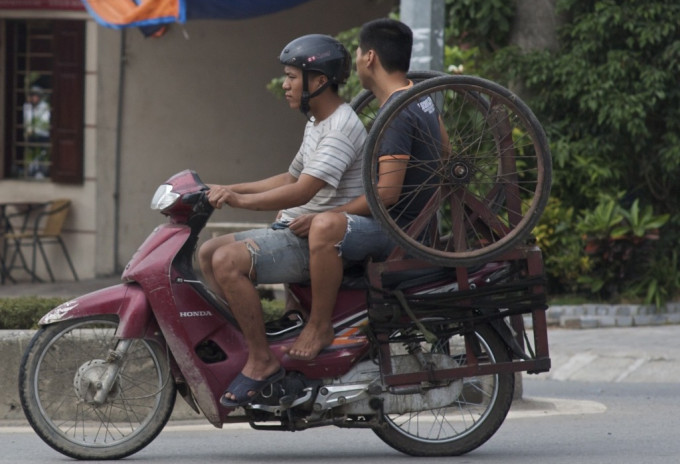 How to return “Honda” to Japan? – Làm cách nào để trả “Honda” về nước Nhật? – 2012