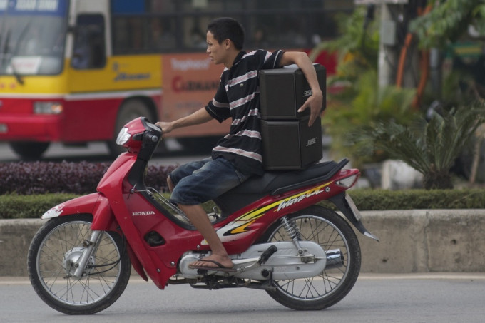 How to return “Honda” to Japan? – Làm cách nào để trả “Honda” về nước Nhật? – 2012