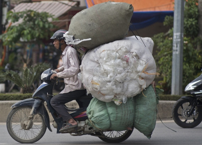 How to return “Honda” to Japan? – Làm cách nào để trả “Honda” về nước Nhật? – 2012