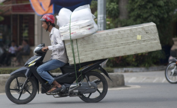 How to return “Honda” to Japan? – Làm cách nào để trả “Honda” về nước Nhật? – 2012