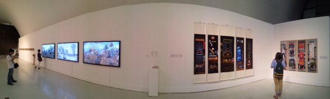 “Nhà mặt phố” in “The Start of a Long Journey” Excellent Graduation Works Exhibition at CAFA ART MUSEUM – 2012