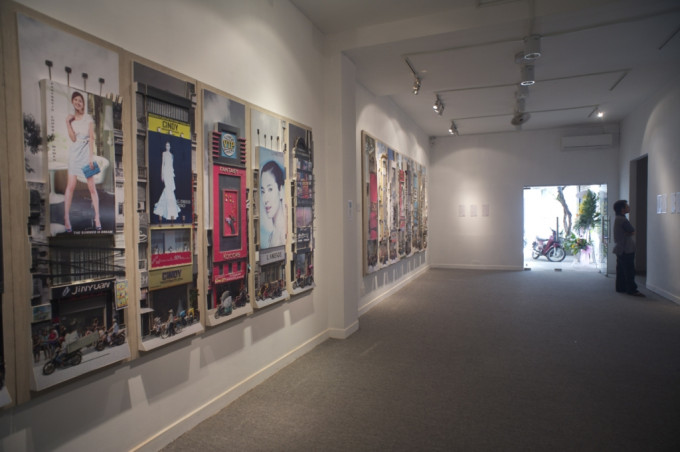 Nhà Mặt Phố at Cactus Gallery-2012