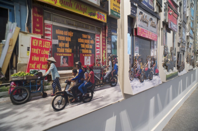 Nha mat pho Sai gon in detail