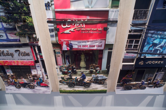 Nha mat pho Sai gon in detail