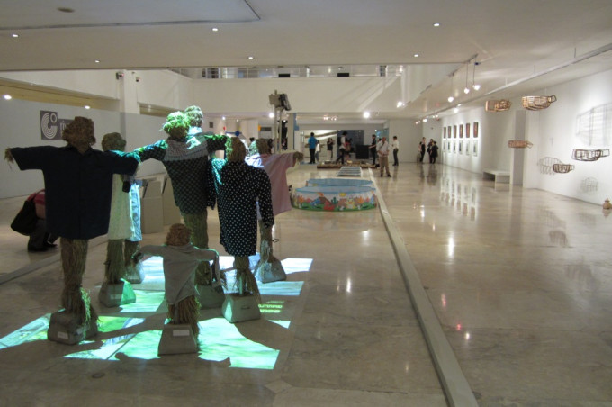“River scape in Flux” Exhibition in Metropolitan of Art Museum，Manila