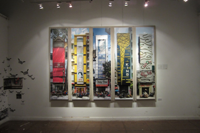 Nắng Sài gòn series exhibition at Viet Art Center