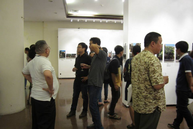 “I am looking for the communal house” Photo Installation at VNUFA