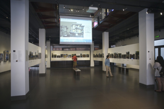 Ha noi- A living museum-Hanoi Old Quarter Cultural Exchange Center 2015