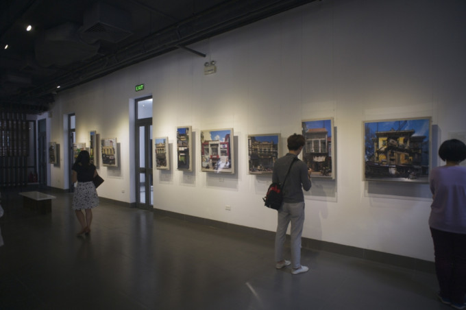 Ha noi- A living museum-Hanoi Old Quarter Cultural Exchange Center 2015