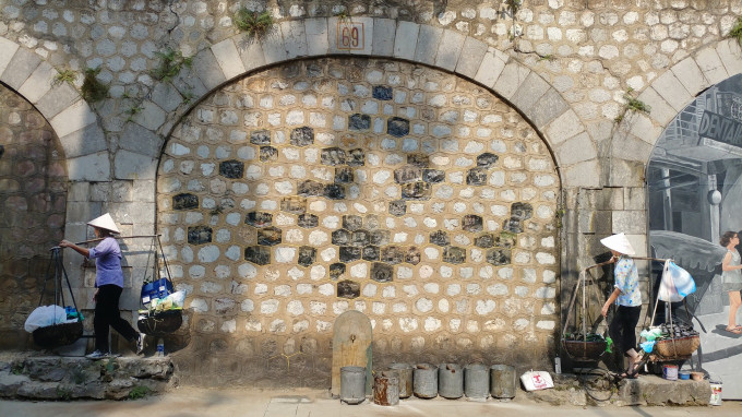“Máy nước thời gian” at Phung Hung street- 2018