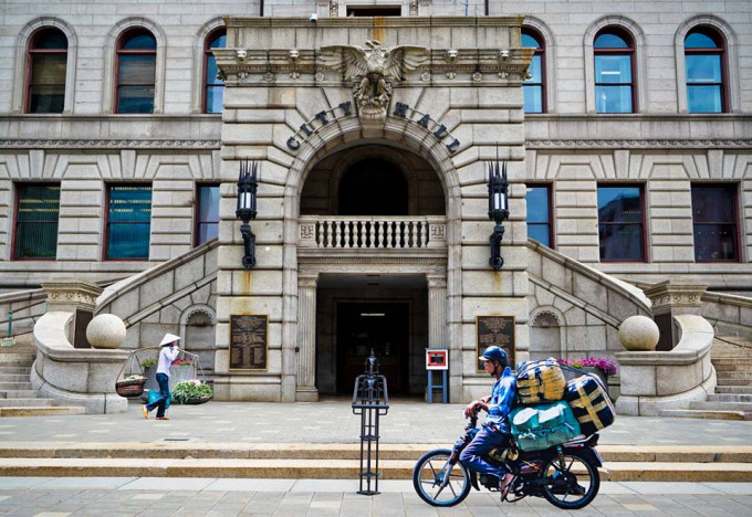 Nhẹ tựa lông hồng (Light as Pink Feather)- Worcester Museum 2018