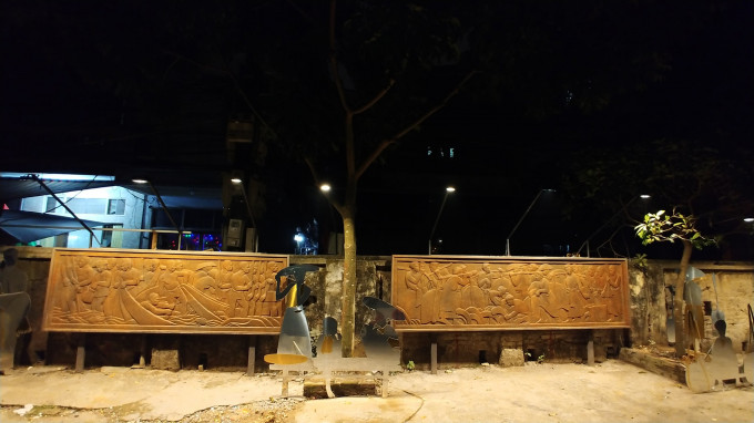 “Street vendors”, “Indochina reliefs”- Phuc Tan Public Art Project 2020