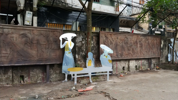 “Street vendors”, “Indochina reliefs”- Phuc Tan Public Art Project 2020